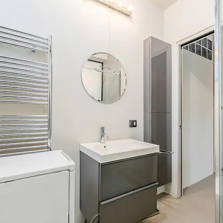 Apartamento Tridentina - - By Host4u Brescia
